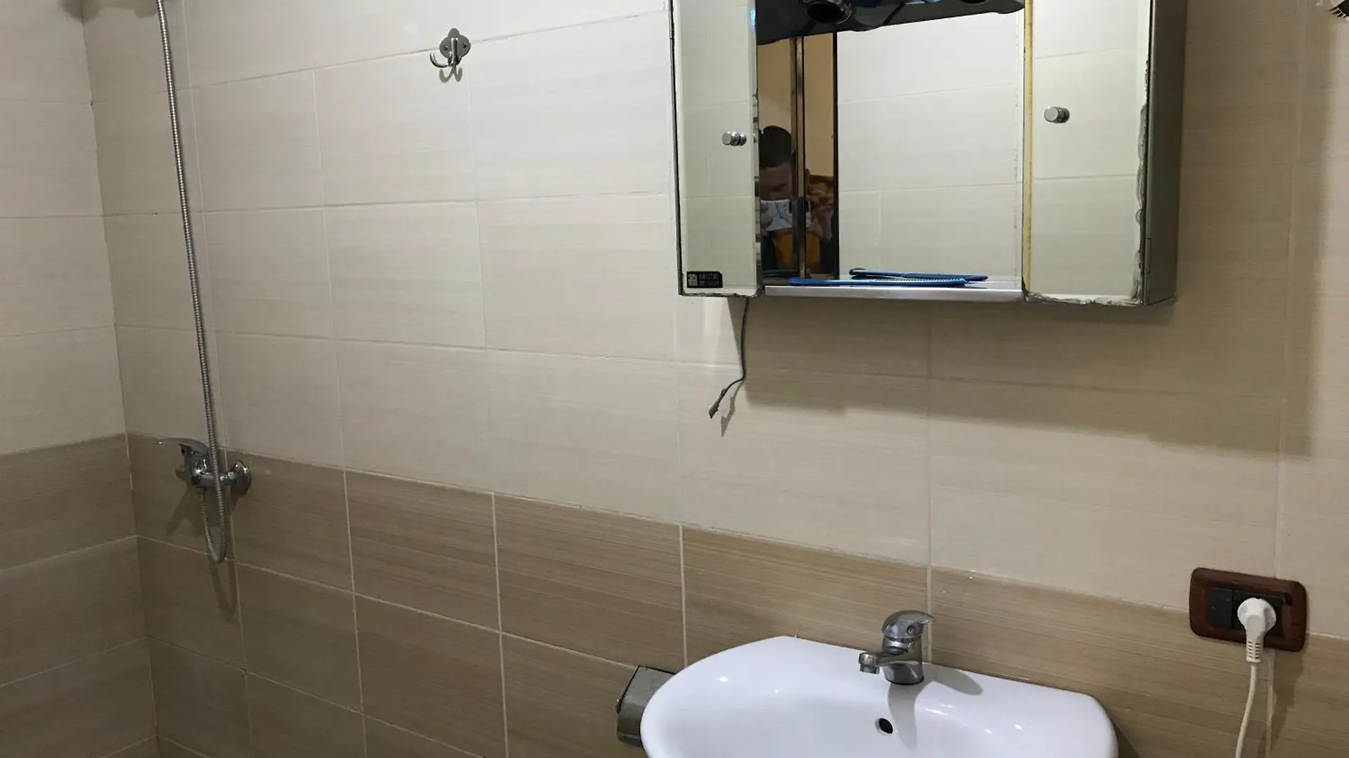 Home Sweet Home 1 - Guest House Tirana