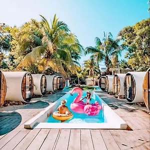 Kulu Tubohostel Hotel Bacalar